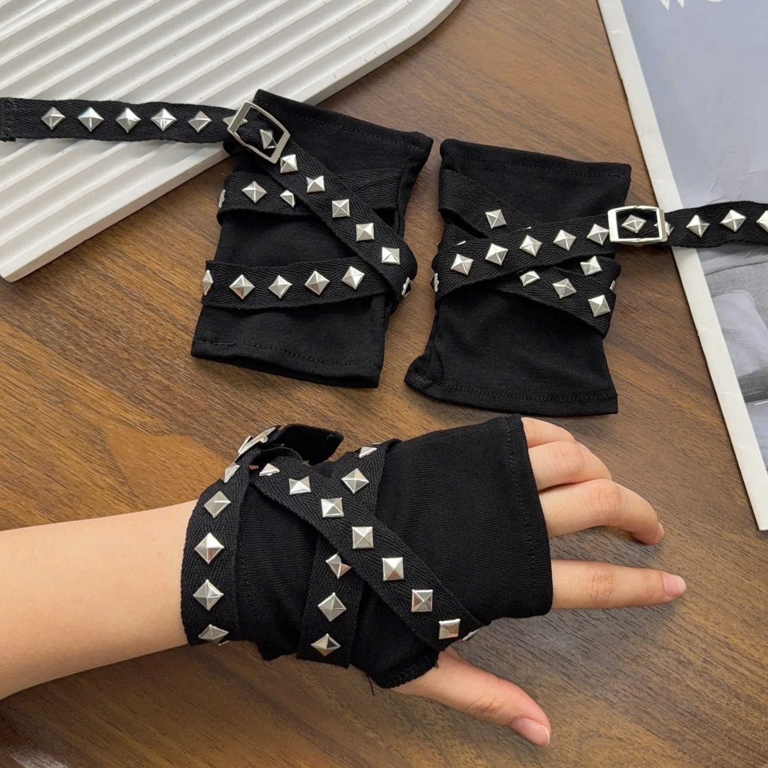 black rivet chain gloves