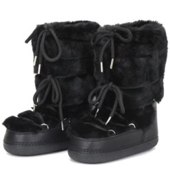 2025 women’s winter snow boots with fluffy fur, rivets, waterproof platform, and warm cotton lining. Luxury black ski boots for cold weather.